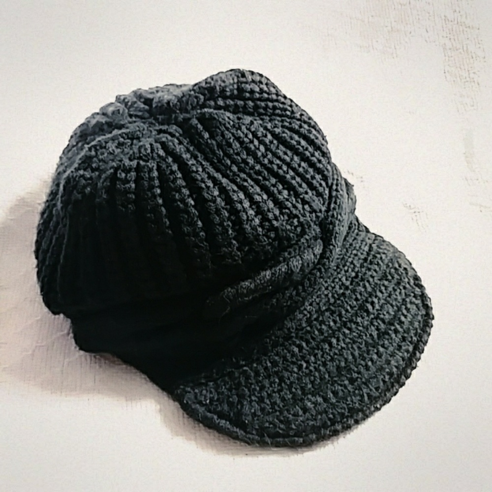 { 🖤EXPRESS } · Crotchet Hat ·
